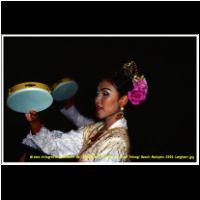 12503 345 Folklore im Hotel Pelangi Beach Malaysia 2006 Langkawi.jpg